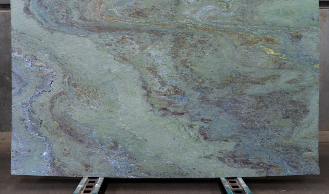 Verde Minerale Slab (surface Spectrum)